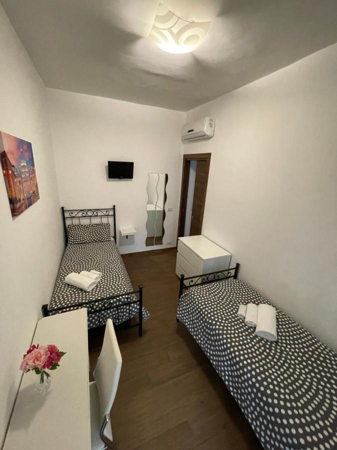ローマCasa Rosaアパートメント エクステリア 写真